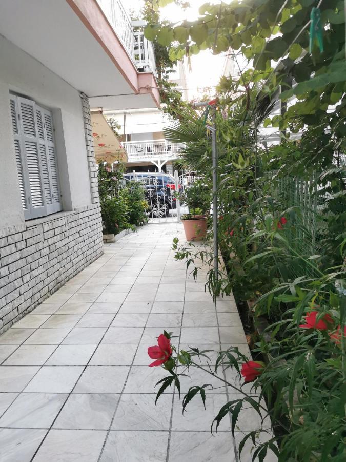 La familia apartments Olympiakí Aktí Exterior foto